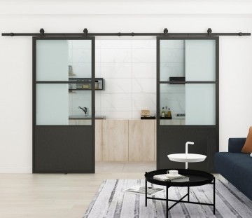 En suite stalen schuifdeur dubbel met kickplate