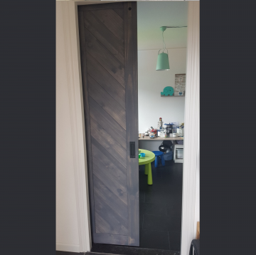 Loftdeur hongaarse punt achterzijde