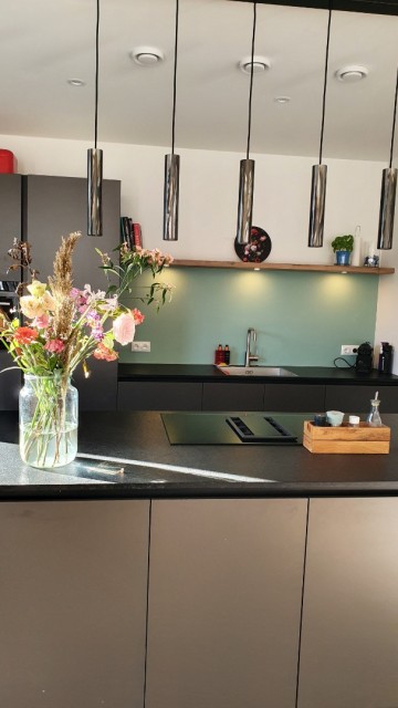 Massiefe eiken plank met led spots