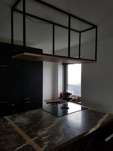 Op maat gemaakte hanglamp kookeiland metaal eiken