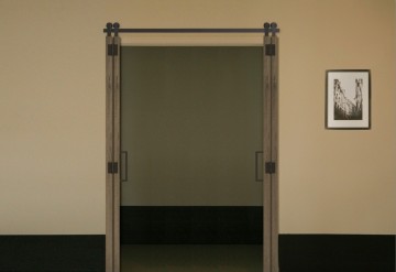 Ruimtebesparende vouwschuifdeur zwart