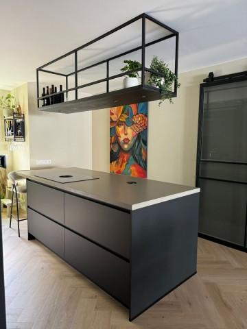 Stalen frame loftlamp rek kookeiland