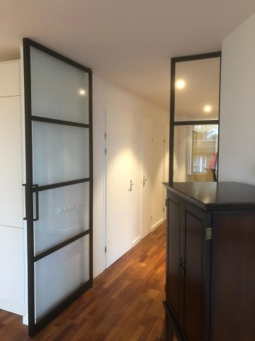 Taatsdeur met stalen zijlicht 7