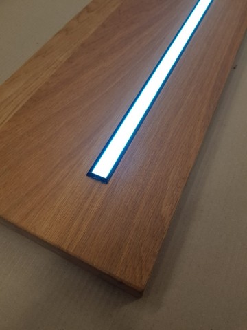 Wandplank met philips hue led strip